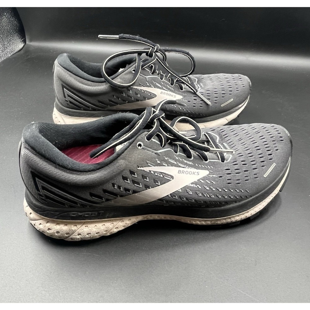 Brooks Ghost‎ 13 Womens Size 8.5 Running Shoes Gray Pink Black Athletic Sneakers